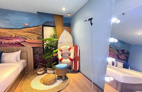 Cililitan Hotel | Yellow Bee Resort Cililitan