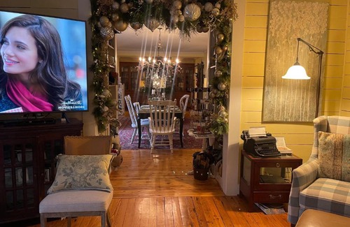 Dahlonega Cama Y Desayuno | Yellow Daisy Bed and Breakfast