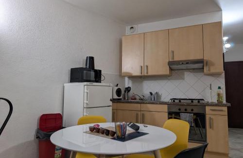 Gex Apartamento | Yellow Dream Corner Gex