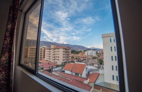 Cochabamba Apartamento | Yellow Gem Apt - Campoverde