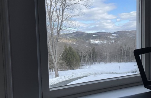 West Woodstock Casa | Yellow House on the Hill, 21 Acres, Views, Woodstock Getaway, Dog-friendly