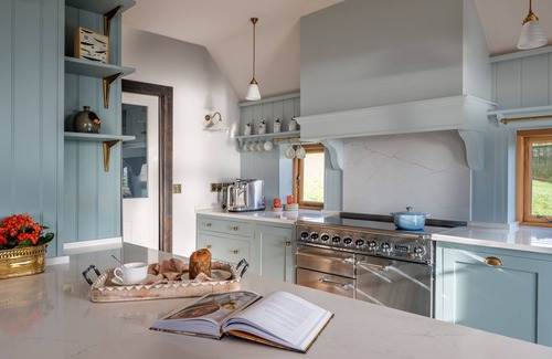 Thurlestone Cabaña | Yellow Sands - a house that sleeps 10 guests in 5 bedrooms
