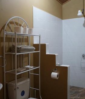 Bijagua Apartamento | YELLOW SUNRISE - Rio Celeste Dreams