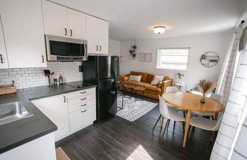 College Place Casa | Yellowbird Retreat of Walla Walla Valley