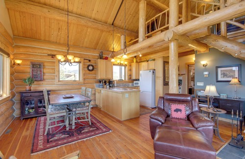 Livingston Cabina | ¡NUEVO! Cabina de 10 acres en Yellowstone con vista impresionante de Mtn