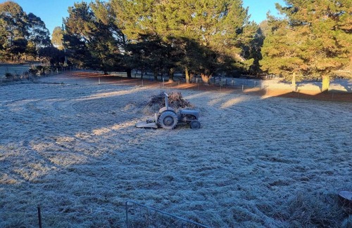 Rydal Casa | Yellowstone | quiet country farmhouse | fast internet