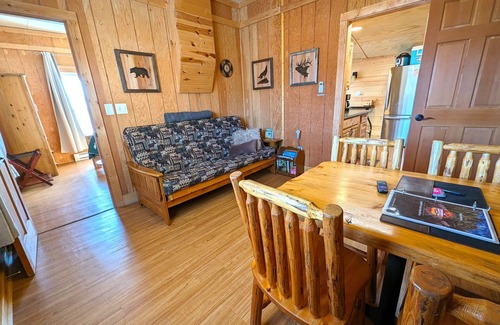 Gardiner Casa | Yellowstone's Treasure Cabins