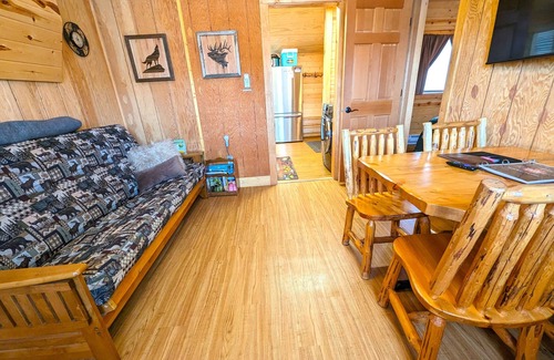 Gardiner Casa | Yellowstone's Treasure Cabins