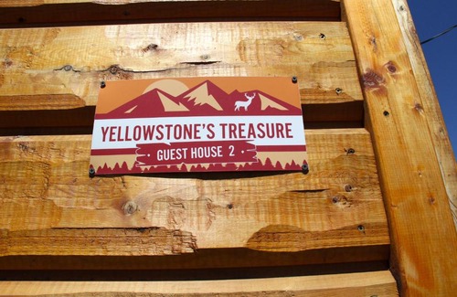 Gardiner Casa | Yellowstone Treasure Guesthouses on the River