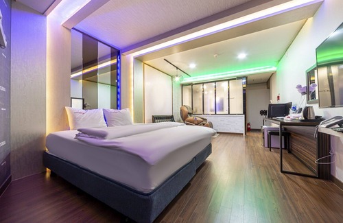 Yeongcheon Hotel | Yeongcheon CL Hotel
