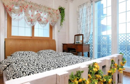 Yeongdeok Casa | Yeongdeok Hill Pine Pension