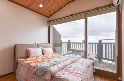 Yeongdeok Casa | Yeongdeok Taebo Pension