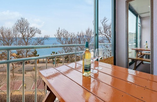 Suwon Casa | Yeongheongdo Badanoel spa Pension