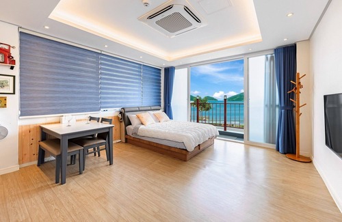 Yeosu Casa | Yeosu Mogwa Pension