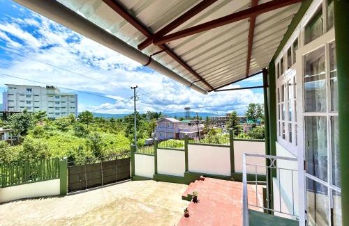 Shillong Villa | Yepplo Holiday Home - Complimentary Breakfast - 24 hrs Caretaker & Power Backup