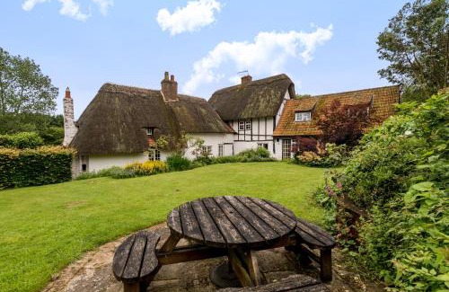 Moulsoe Casa | Yew Tree Cottage