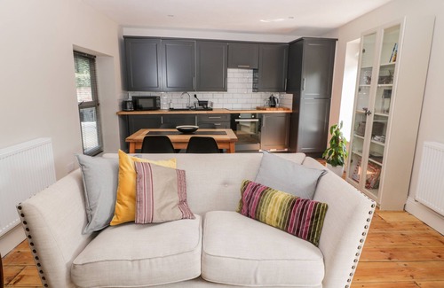 South Ferriby Cabaña | YEW TREE COTTAGE, romantic, with open fire in South Cave