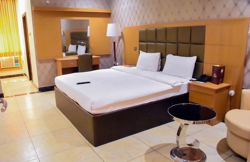 Ibese Hotel | Yewa Frontier Hotel