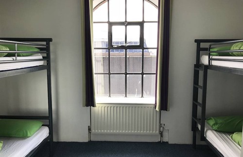 Bristol Floating Harbour Hostal | YHA Bristol
