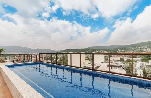 Carvoeira Apartamento | YHD - Condominium With Pool Near Ufsc Located in Carvoeira, This Condominium is an Excellent Choi