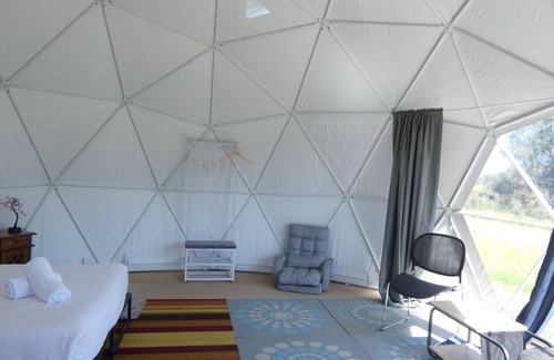 Balmattum Complejo | Yidaki - Self Catering Dome accommodation with private deck, BBQ and lawn