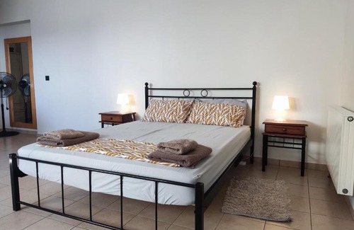 Psalidi Apartamento | Yiorgos, amazing sunset view house