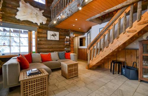 Akaslompolo Casa | Ylläshilla Cottage