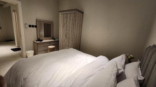 Al Yamamah Apartamento | Ymamah Res