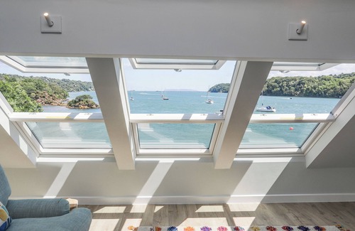 Bangor Cabaña | Ynys Faelog