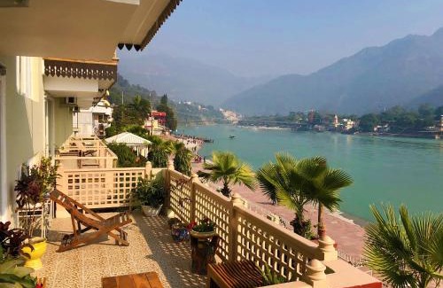 Rishikesh Hotel | Yog Niketan By Sanskriti