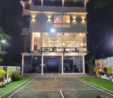 Kozhikode Casa | Yogis Inn