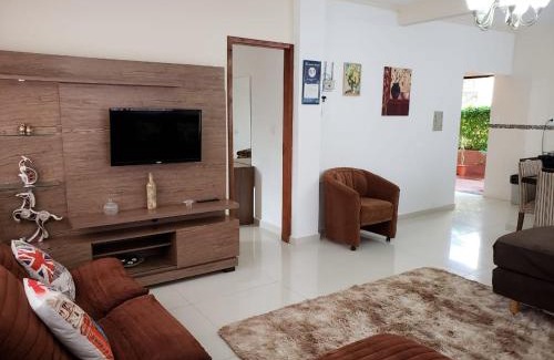 Vila Yolanda Casa | Yolanda Family House