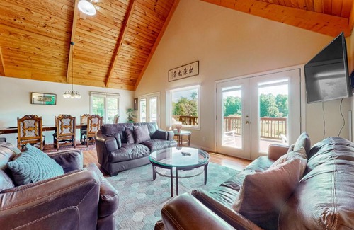Cleveland Casa | Yonah Mountain House