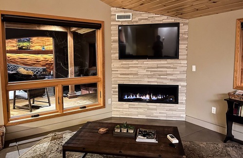 Cedaredge Cabina | Yonder Mountain Retreat: luxury & privacy near the magnificent Grand Mesa
