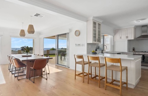 Peppermint Grove Beach Casa | Yoondoordo Beach House