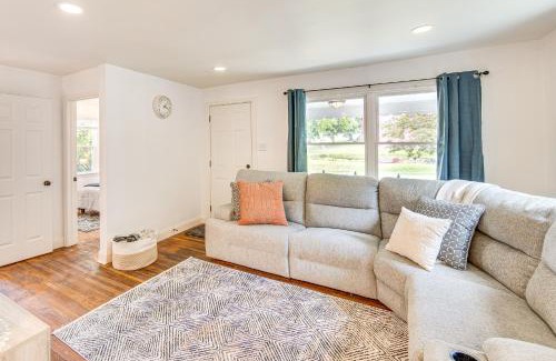 York Casa | York Farmhouse Hideaway Near Lake Redman