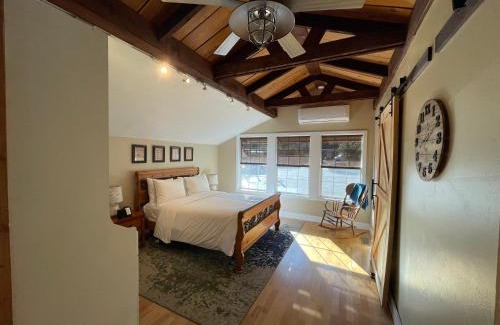 Groveland Hotel | Yosemite Basecamp