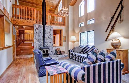 Yosemite West Casa | Yosemite Crossroads