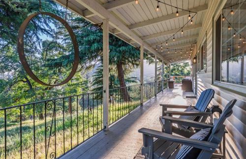 Yosemite Forks Casa | Yosemite Family Ranch w hot tub-views-EV-more!