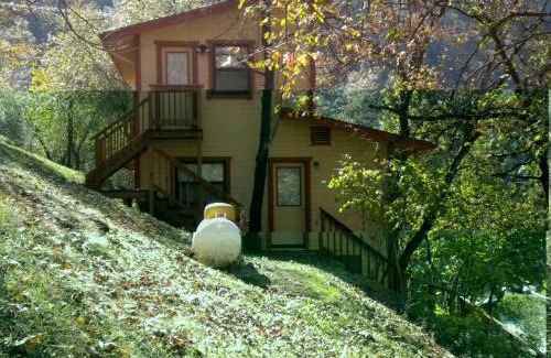 El Portal Casa | Yosemite Gatekeeper's Lodge