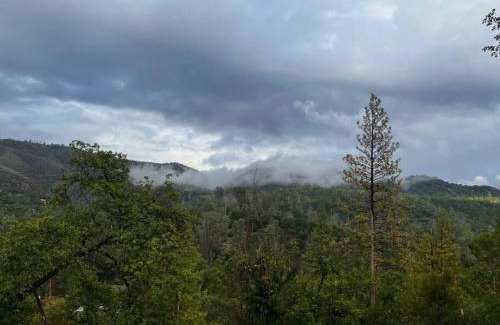 Midpines Casa | Yosemite's Scenic Hideaway