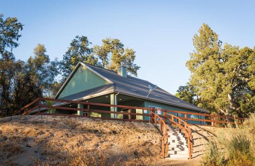 Oakhurst Casa | Yosemite Sandy River Retreat