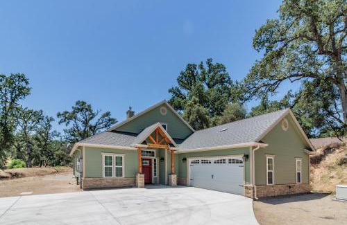 Oakhurst Casa | Yosemite Sandy River Retreat