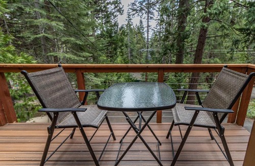 Fish Camp Casa | Yosemite Silvertip Lodge