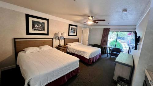 El Portal Cabina | Yosemite View Lodge