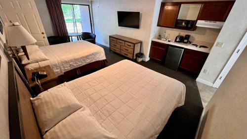 El Portal Cabina | Yosemite View Lodge