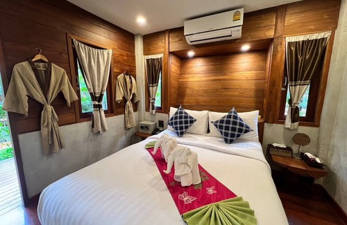 Pai Hotel | Yotaka Pai
