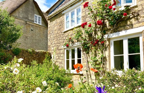Crewkerne Cama Y Desayuno | You are Assured an Inspiring and Relaxing Time in our Country Home