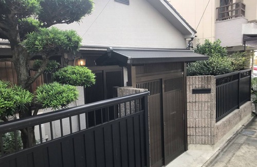 Higashi Ward Casa | Familia o grupo 4-9 personas, metro 2 minutos, centro de la ciudad a 10 minutos, electrodomésticos de última generación, 2 baños