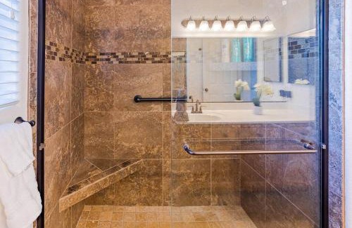 Lake Havasu City Casa | You Can Find Me At The Lake . Firepit . BBQ . Spa